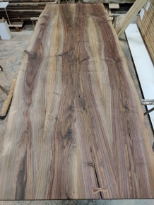 Tafelblad van walnotenhout